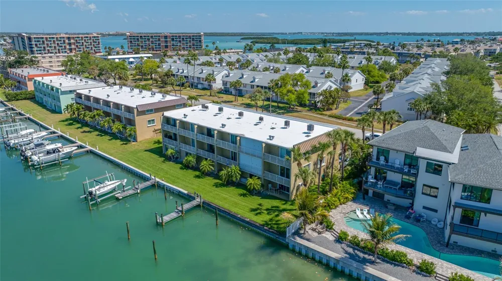12424 CAPRI CIRCLE #5 Treasure Island, FL 33706