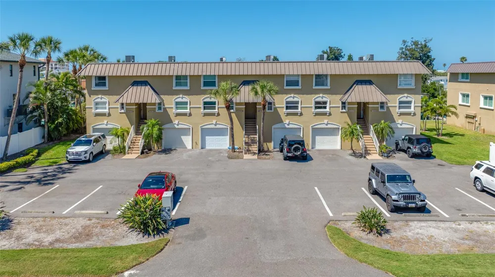 12424 CAPRI CIRCLE #5 Treasure Island, FL 33706