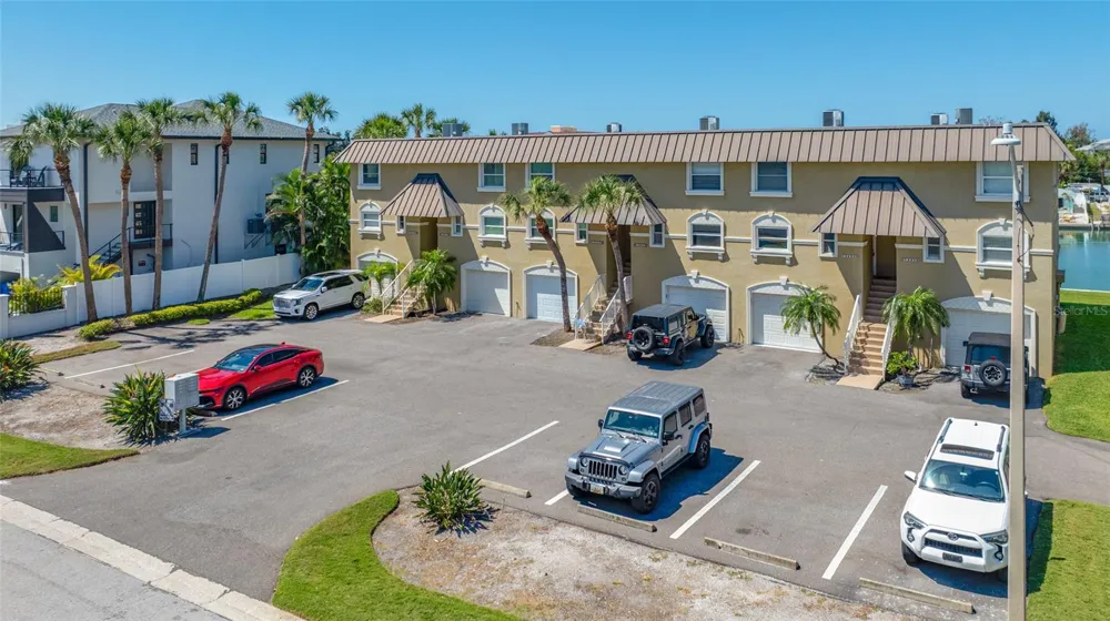 12424 CAPRI CIRCLE #5 Treasure Island, FL 33706