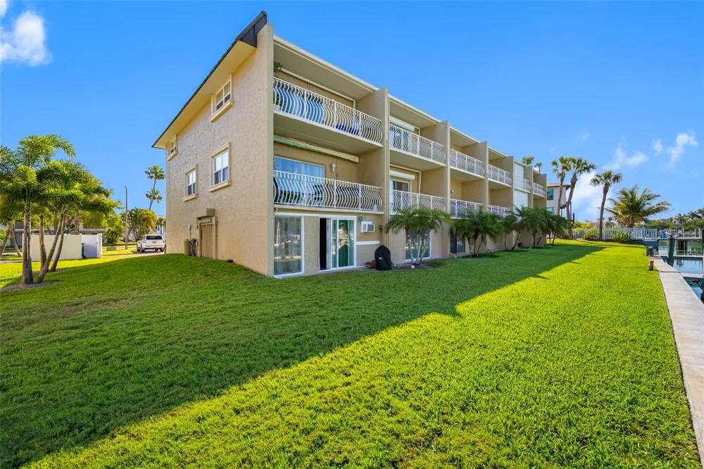 12424 CAPRI CIRCLE #5 Treasure Island, FL 33706