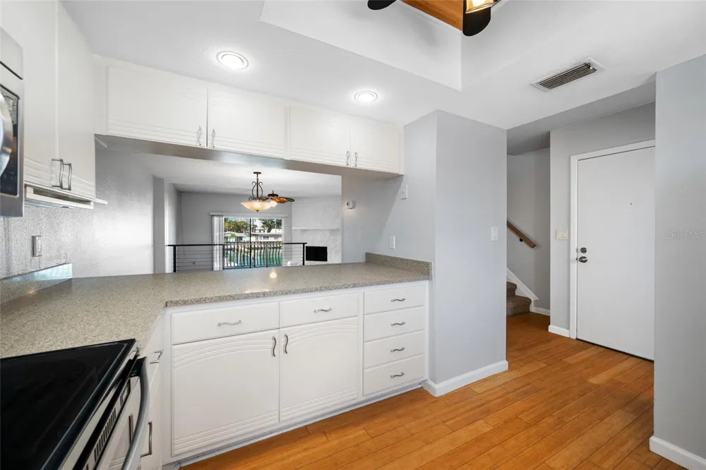 12424 CAPRI CIRCLE #5 Treasure Island, FL 33706