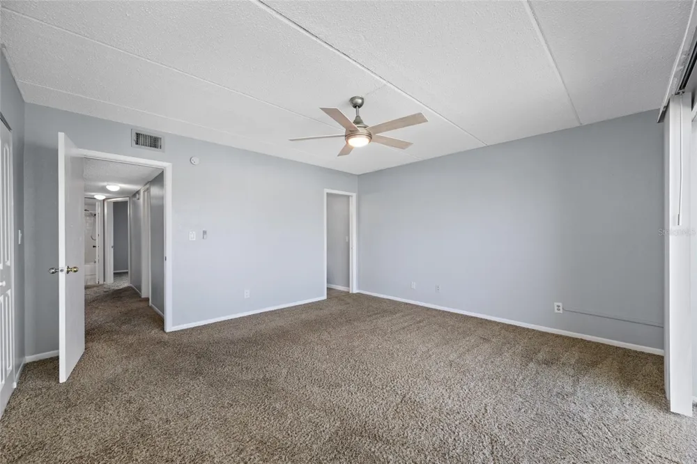 12424 CAPRI CIRCLE #5 Treasure Island, FL 33706