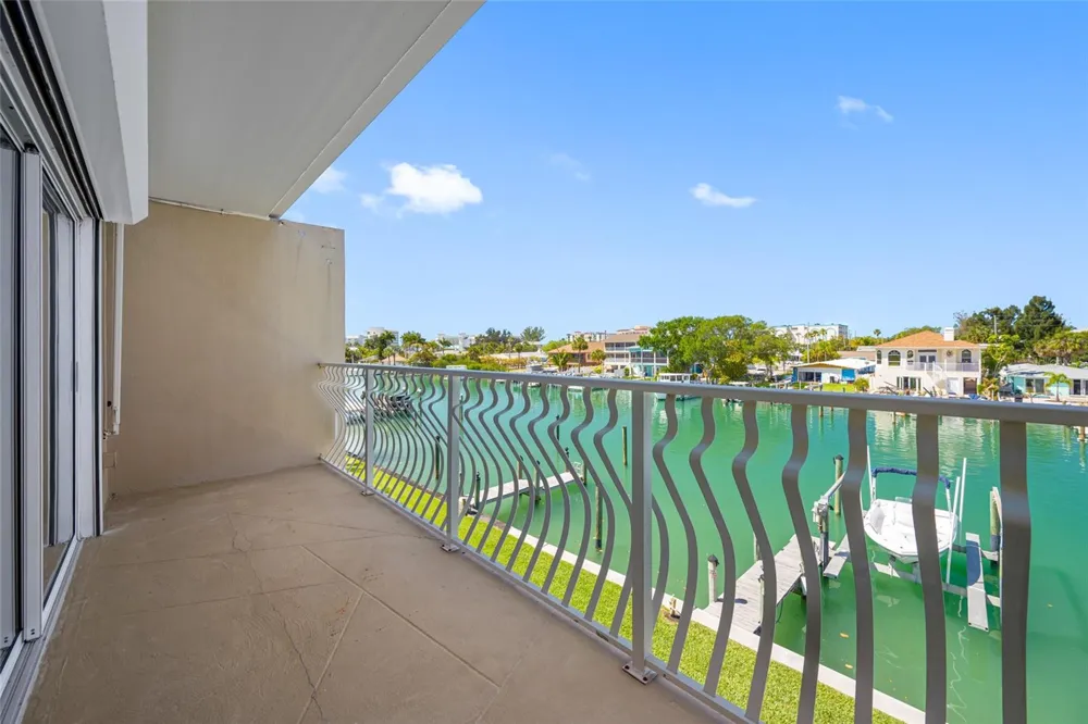 12424 CAPRI CIRCLE #5 Treasure Island, FL 33706