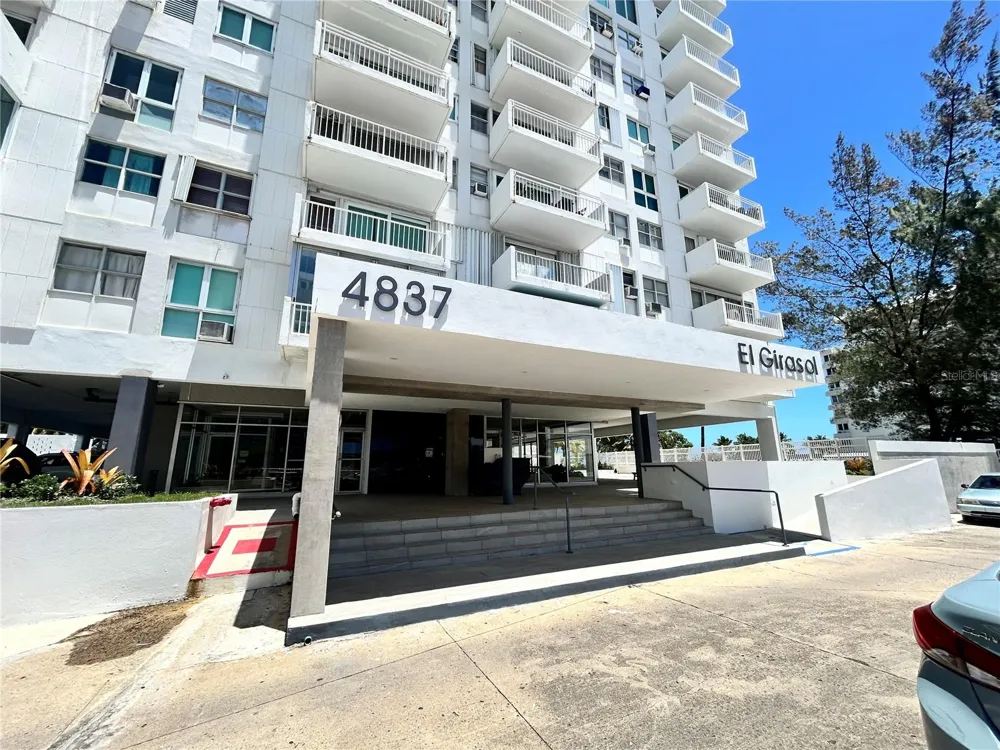 4837 AVE ISLA VERDE #607 Carolina, PR 00979