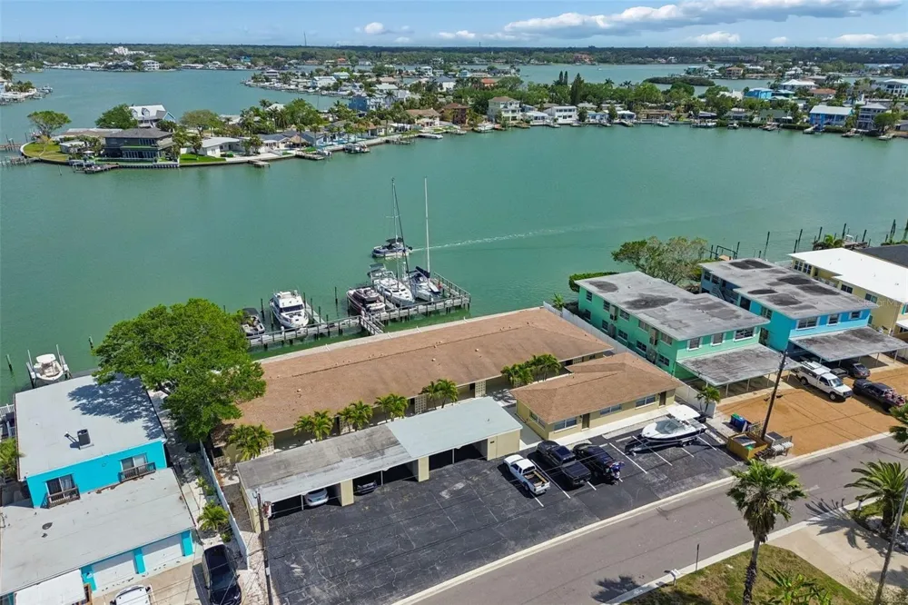 2307 BAY BOULEVARD Indian Rocks Beach, FL 33785