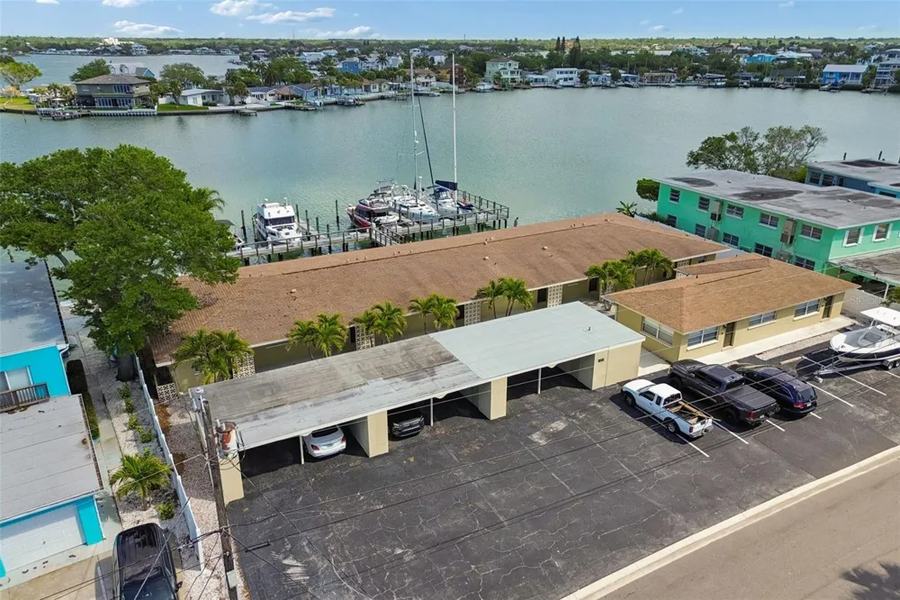 2307 BAY BOULEVARD Indian Rocks Beach, FL 33785