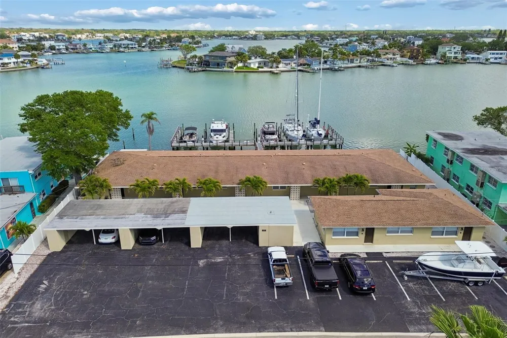 2307 BAY BOULEVARD Indian Rocks Beach, FL 33785