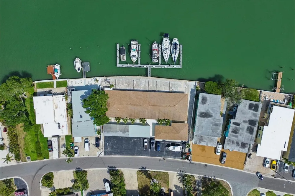 2307 BAY BOULEVARD Indian Rocks Beach, FL 33785