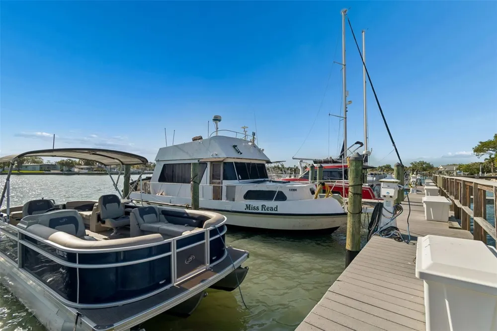 2307 BAY BOULEVARD Indian Rocks Beach, FL 33785