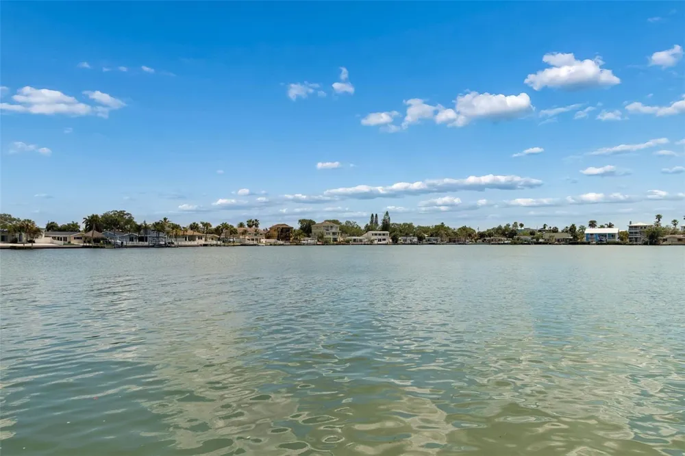 2307 BAY BOULEVARD Indian Rocks Beach, FL 33785
