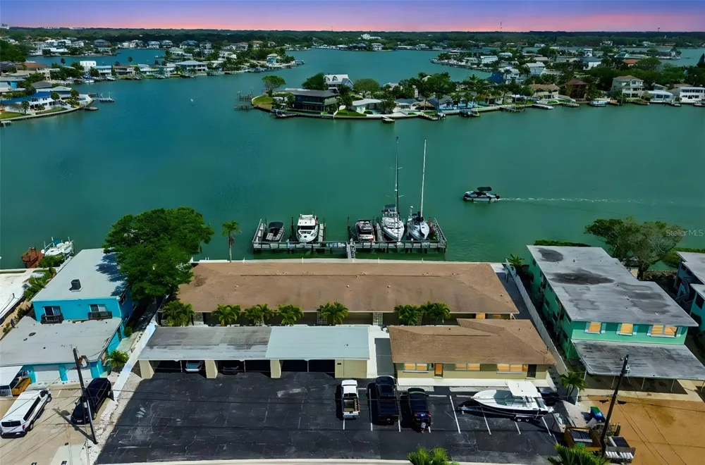 2307 BAY BOULEVARD Indian Rocks Beach, FL 33785