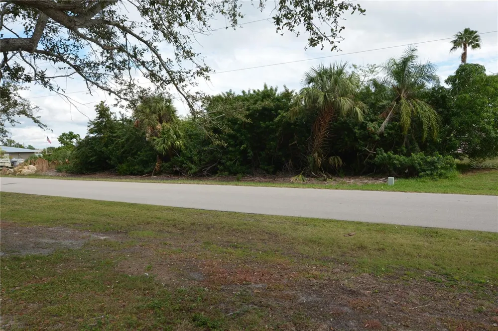 4114 PALM DRIVE Punta Gorda, FL 33950