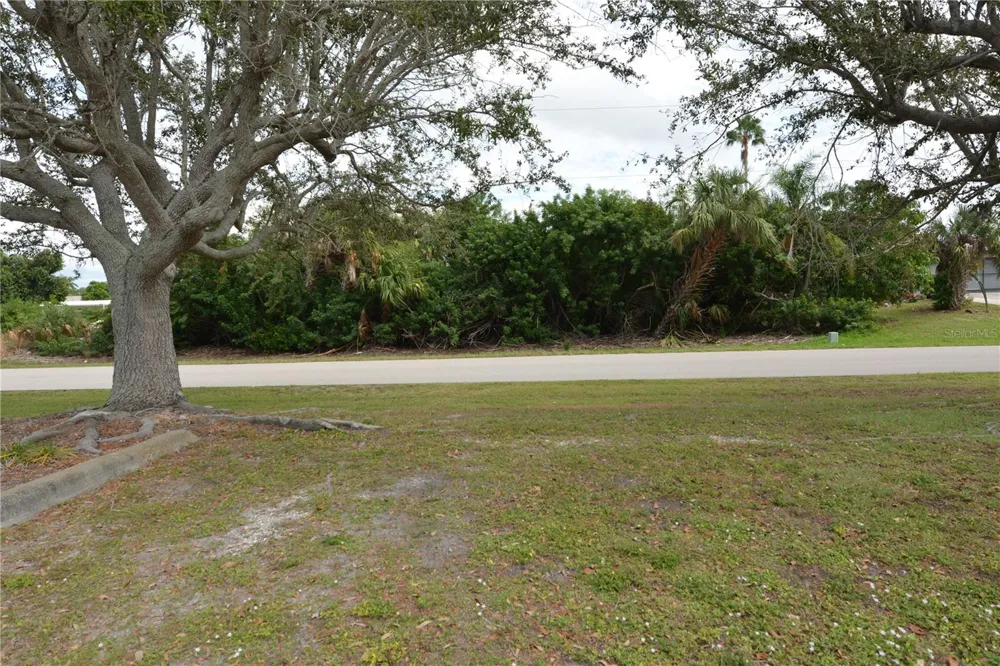 4114 PALM DRIVE Punta Gorda, FL 33950