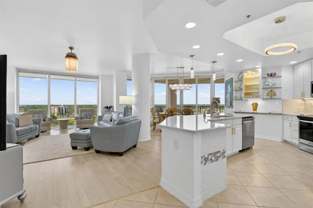 3426 HANCOCK BRIDGE PARKWAY #1008 North Fort Myers, FL 33903