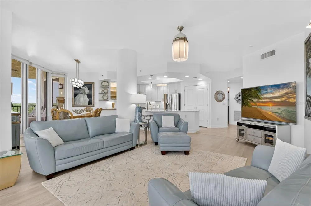 3426 HANCOCK BRIDGE PARKWAY #1008 North Fort Myers, FL 33903