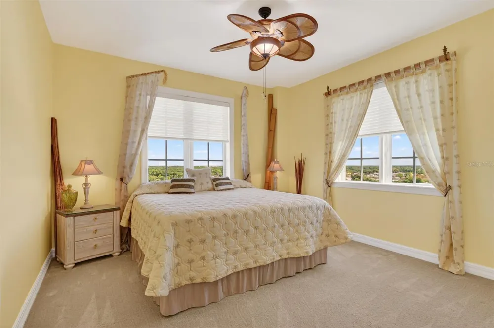 3426 HANCOCK BRIDGE PARKWAY #1008 North Fort Myers, FL 33903