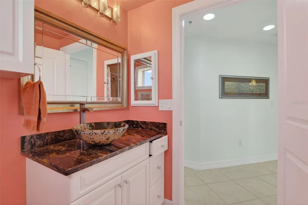 3426 HANCOCK BRIDGE PARKWAY #1008 North Fort Myers, FL 33903