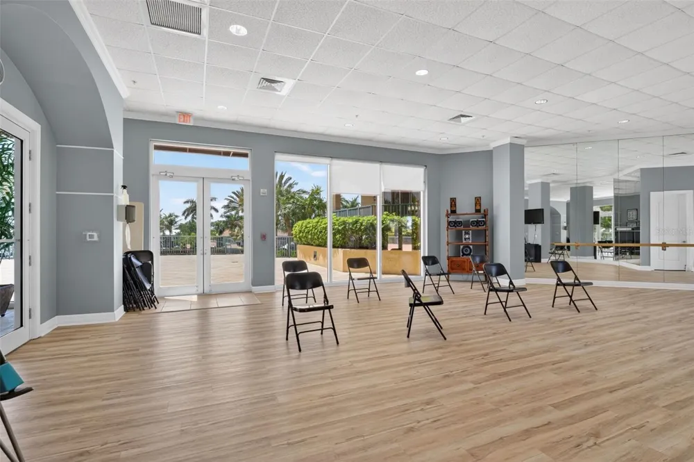3426 HANCOCK BRIDGE PARKWAY #1008 North Fort Myers, FL 33903