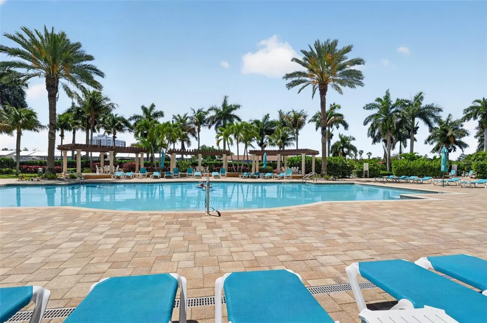 3426 HANCOCK BRIDGE PARKWAY #1008 North Fort Myers, FL 33903