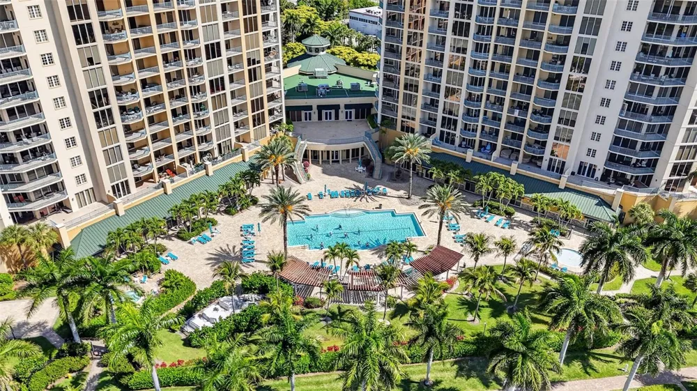 3426 HANCOCK BRIDGE PARKWAY #1008 North Fort Myers, FL 33903