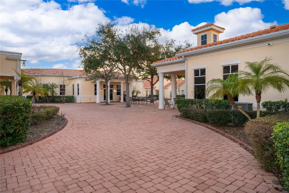 1075 DAVID WALKER DRIVE #C-1 Tavares, FL 32778