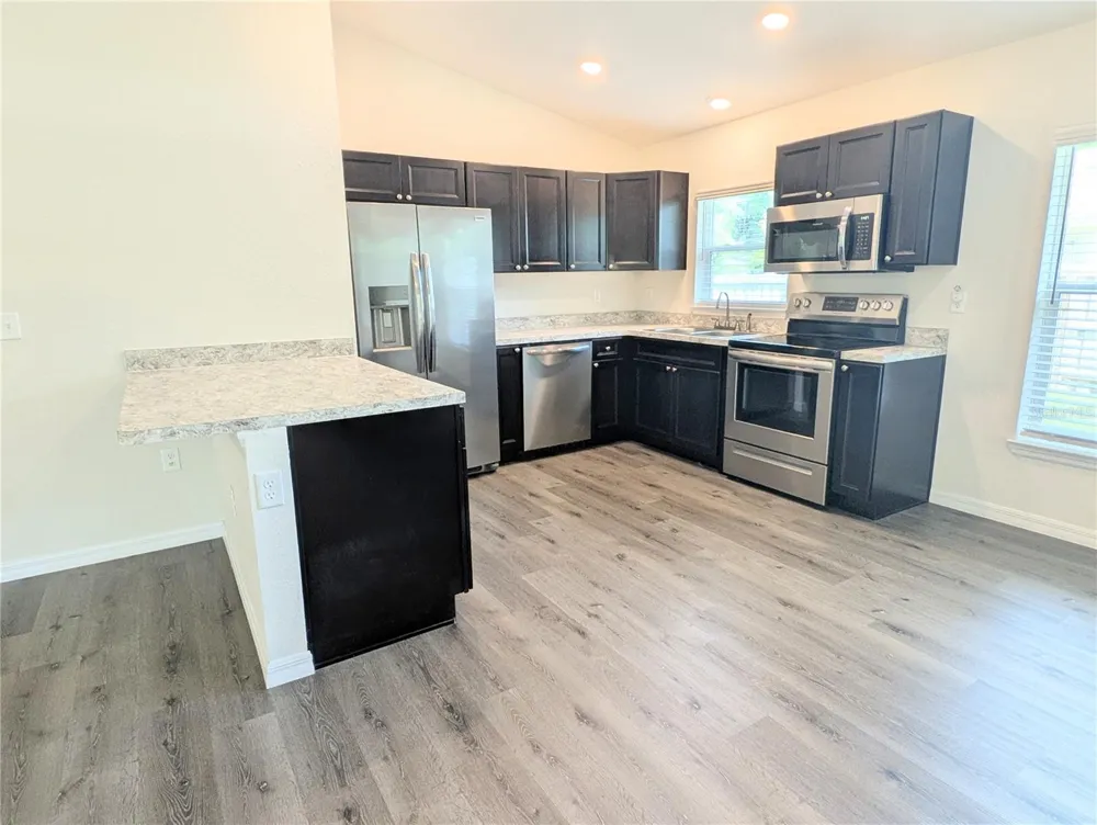 13296 SE 33RD COURT Belleview, FL 34420