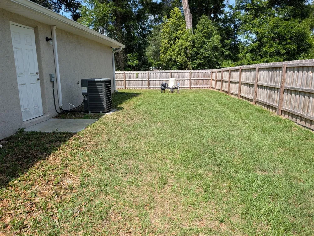 13296 SE 33RD COURT Belleview, FL 34420