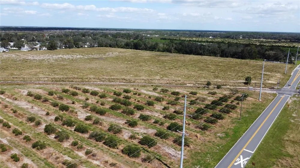 3200 POWER LINE ROAD Avon Park, FL 33825