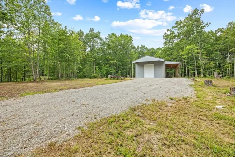 280 Paradise Ln