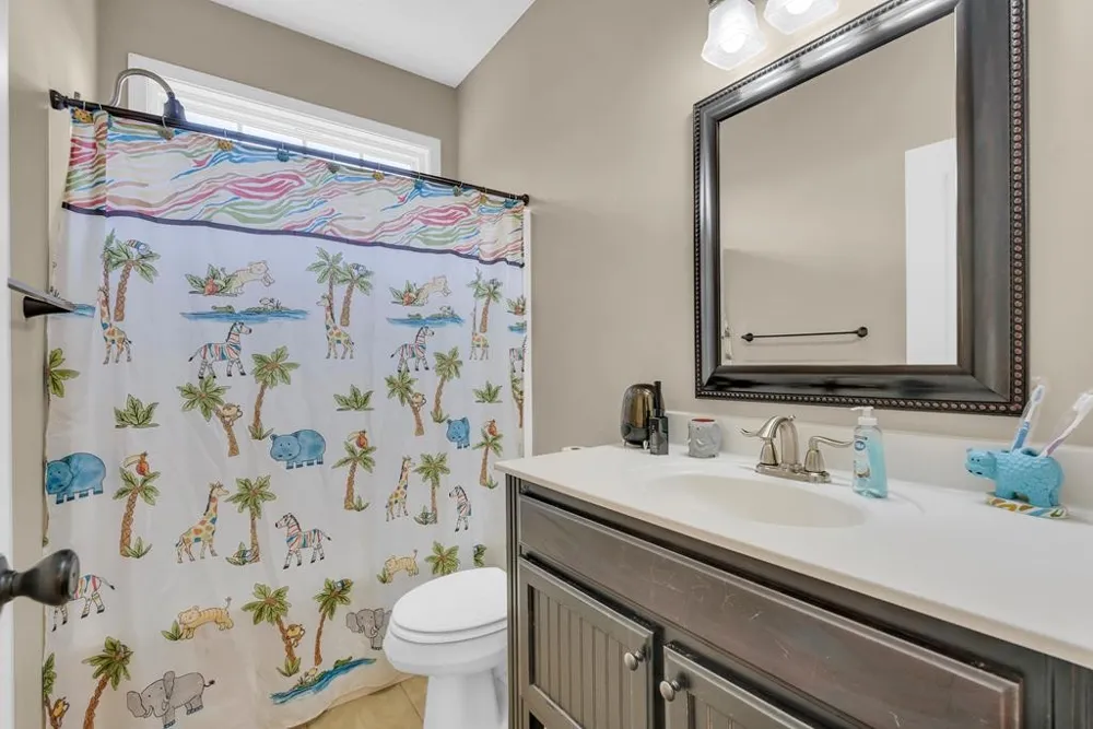 821 Honeysuckle Ln Sparta, TN 38583