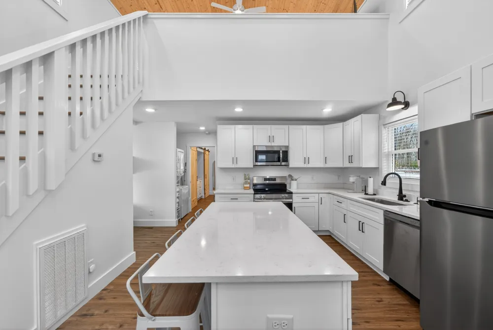 113 Shoreside Ct Tracy City, TN 37387