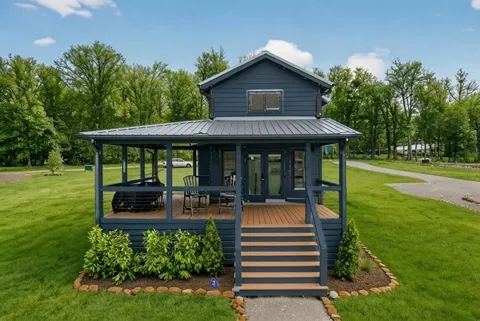 113 Shoreside Ct