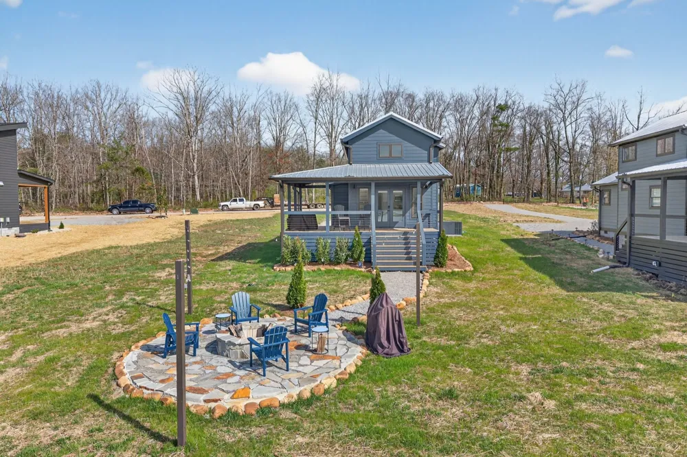 113 Shoreside Ct Tracy City, TN 37387
