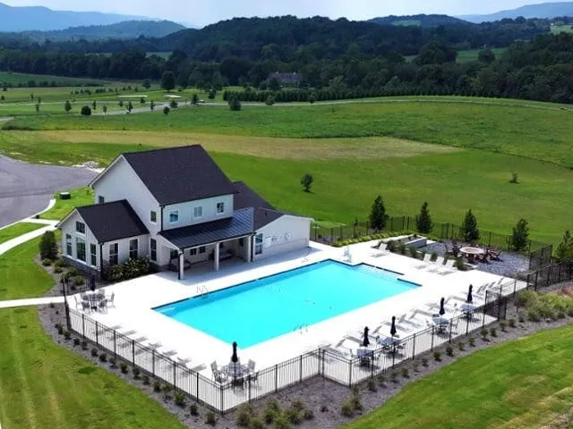2 Riverbend Lane Dunlap, TN 37327