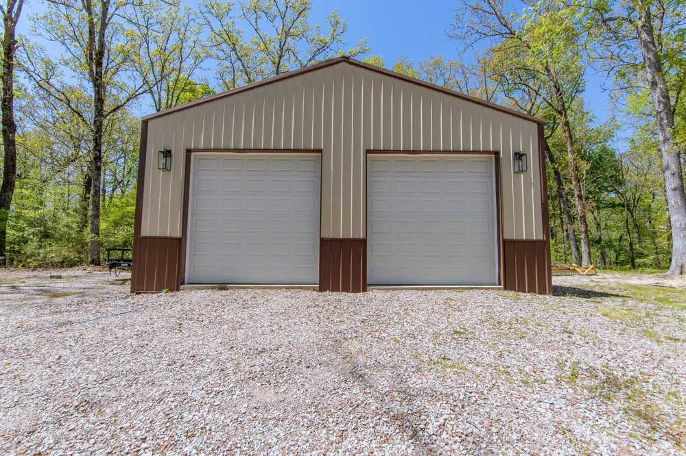 180 HORNER DR Selmer, TN 38375