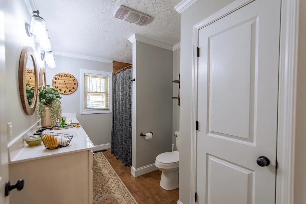180 HORNER DR Selmer, TN 38375