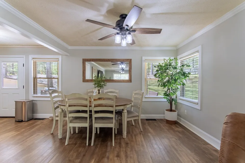 180 HORNER DR Selmer, TN 38375