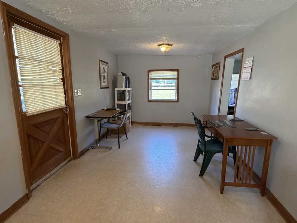 6204 Highway 230 Lyles, TN 37098