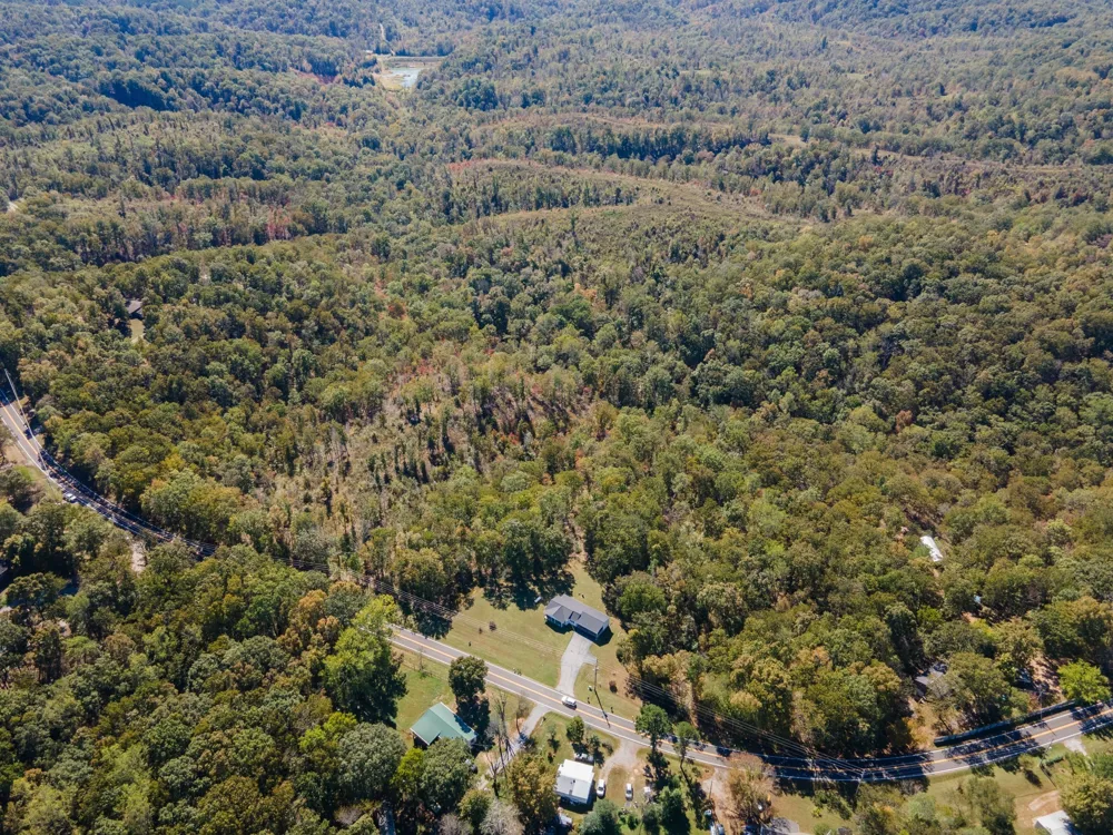 6204 Highway 230 Lyles, TN 37098