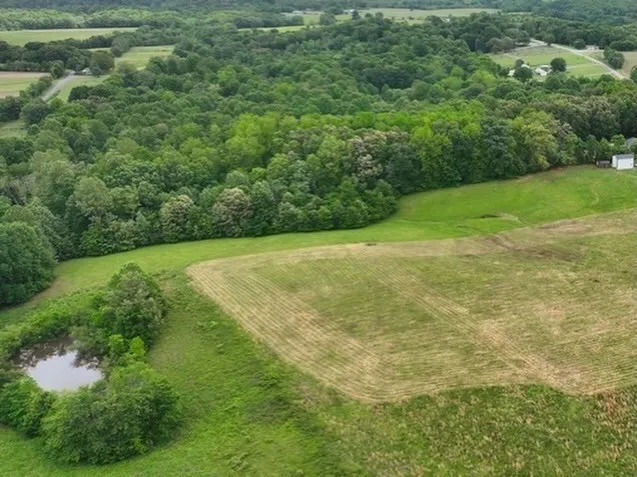 210 Nubia Rd Westmoreland, TN 37186
