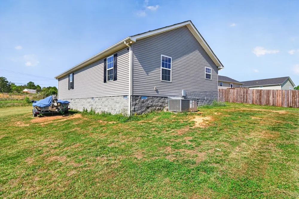 144 Liberty Rd Sparta, TN 38583