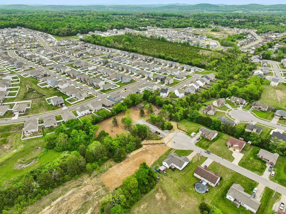 1410 Stroud Drive Lebanon, TN 37087