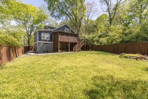 1021 College Ave