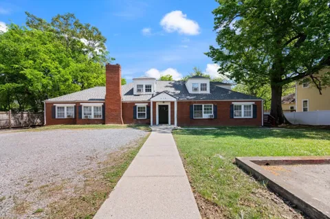 419 Belmont Ave