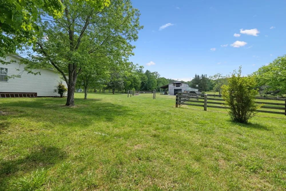 1494 Grant Rd Watertown, TN 37184