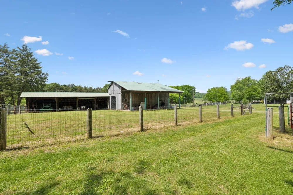 1494 Grant Rd Watertown, TN 37184