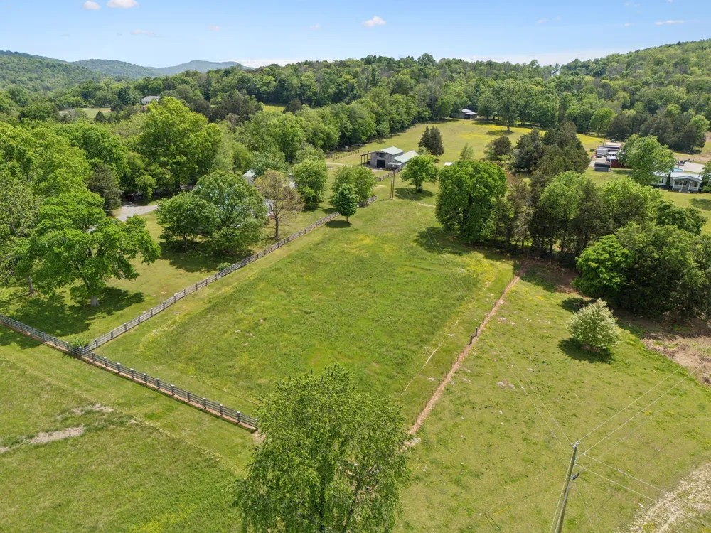 1494 Grant Rd Watertown, TN 37184