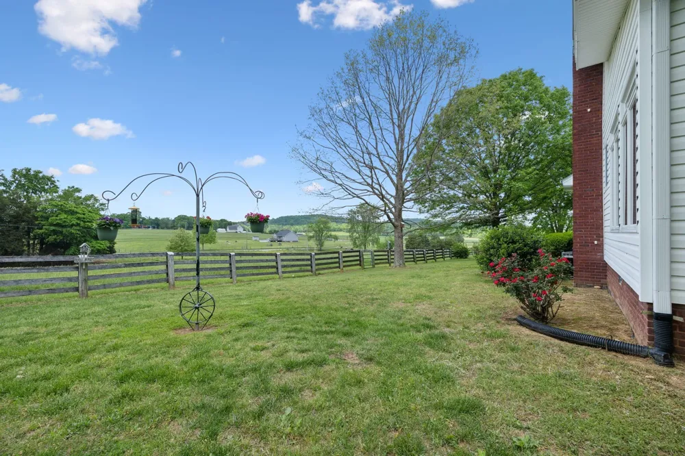 1494 Grant Rd Watertown, TN 37184