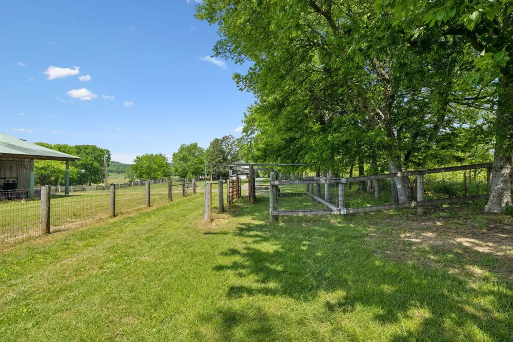 1494 Grant Rd Watertown, TN 37184