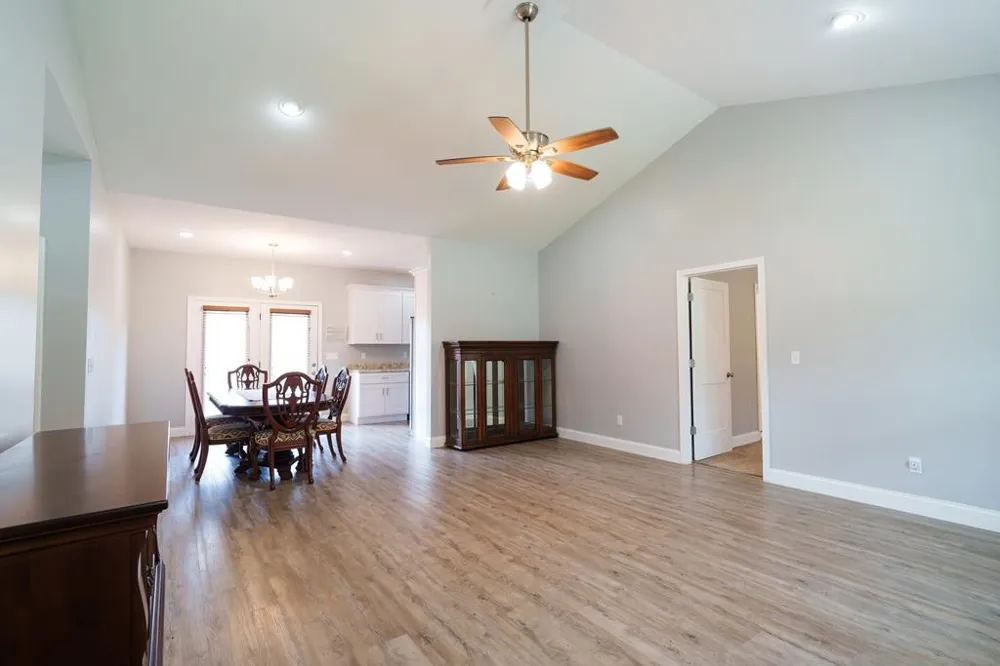 1366 Hidden Valley Rd Livingston, TN 38570